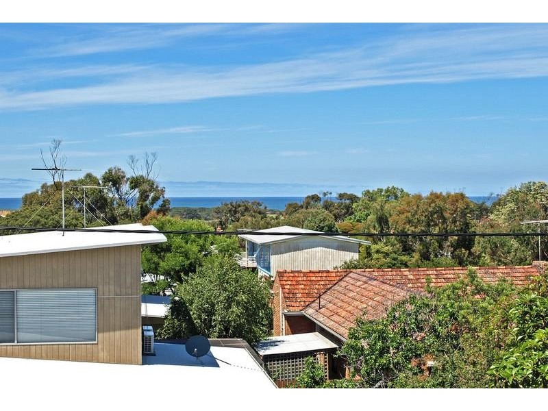 42 Anderson Street, Torquay VIC 3228