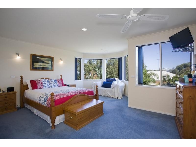 3 Ocean Outlook, Torquay VIC 3228