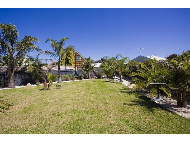 3 Ocean Outlook, Torquay VIC 3228