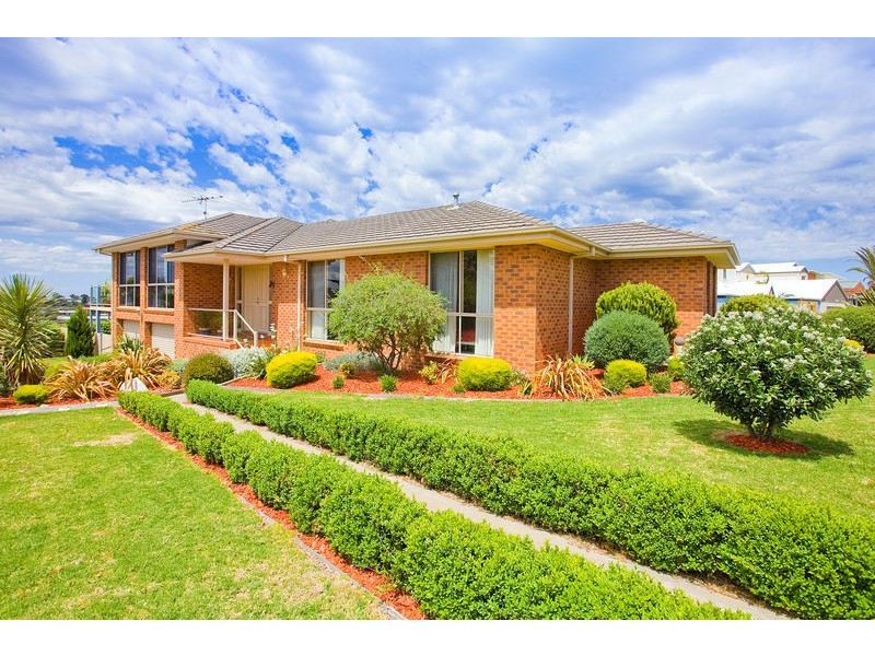 48 Ocean View Crescent, Torquay VIC 3228