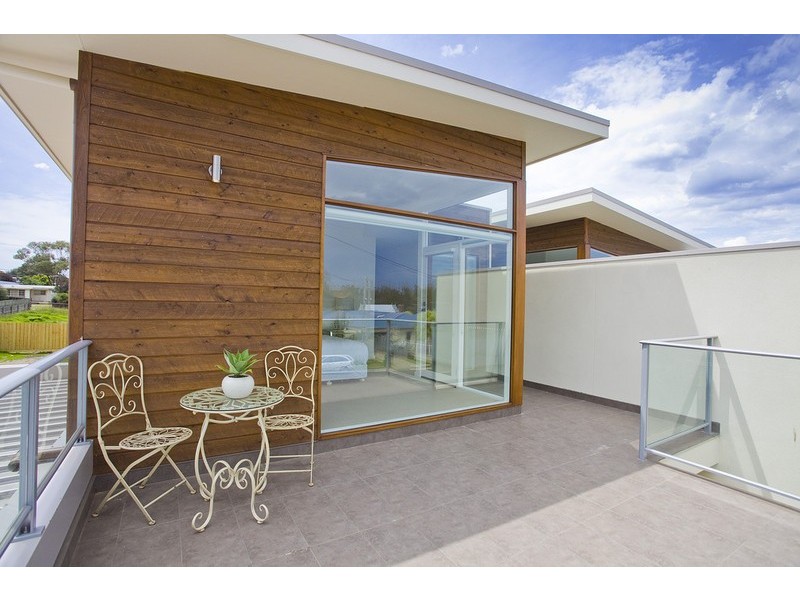 30A Beach Road, Torquay VIC 3228