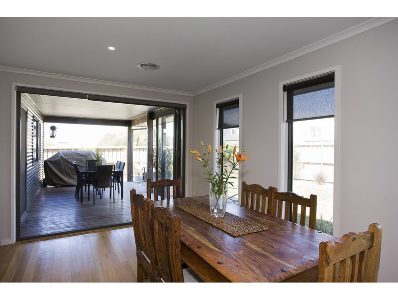 1 Longshore Street, Torquay VIC 3228