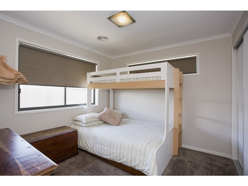 1 Longshore Street, Torquay VIC 3228