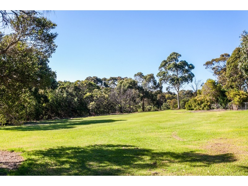 4 Haven Court, Torquay VIC 3228