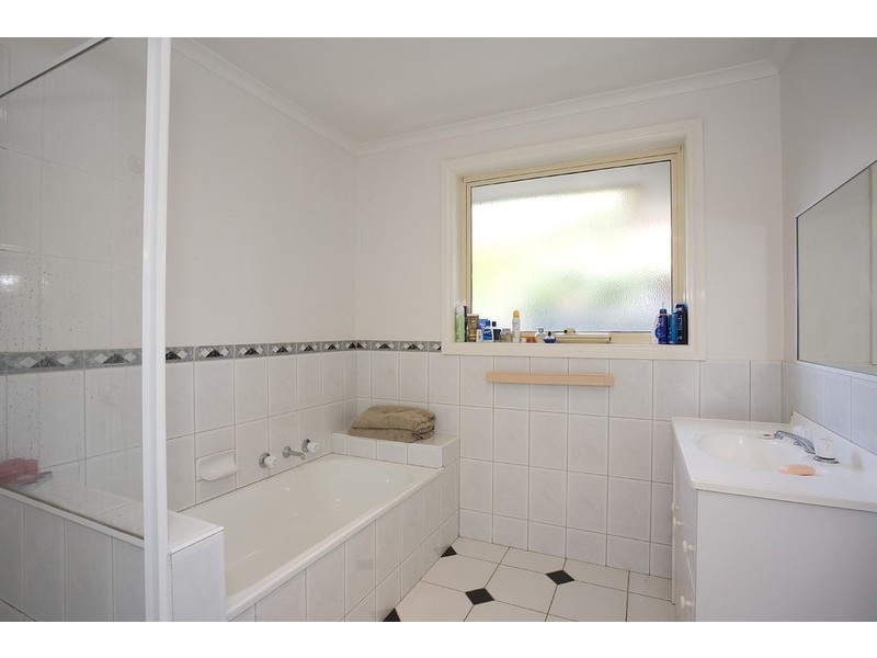 3/9 Ozan Crescent, Jan Juc VIC 3228