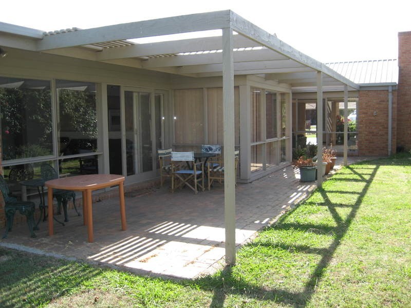 71 Glaneuse Avenue, Torquay VIC 3228