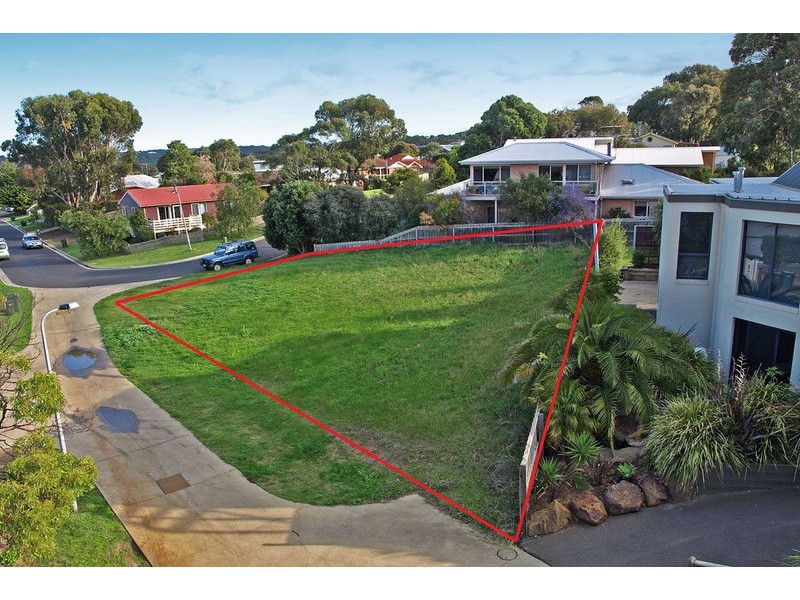 24 Ozan Crescent, Jan Juc VIC 3228
