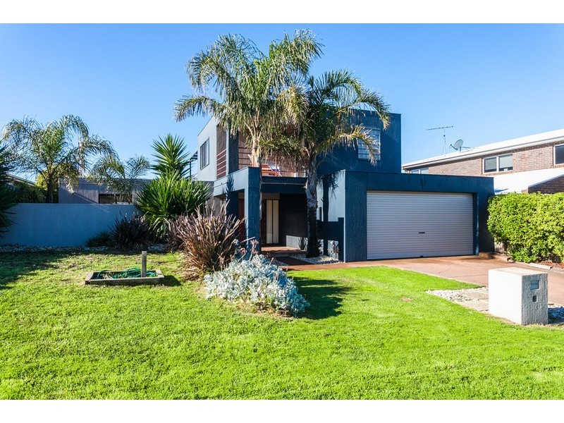 12 Elm Grove Court, Torquay VIC 3228