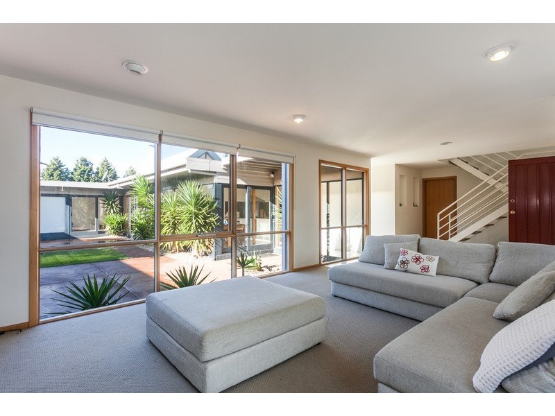 12 Elm Grove Court, Torquay VIC 3228