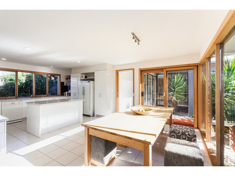 12 Elm Grove Court, Torquay VIC 3228