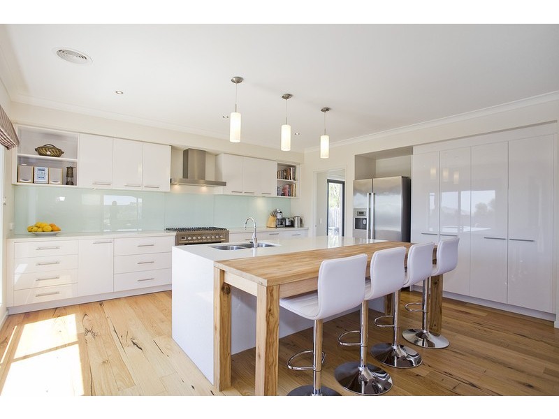 17 Almeida Close, Torquay VIC 3228