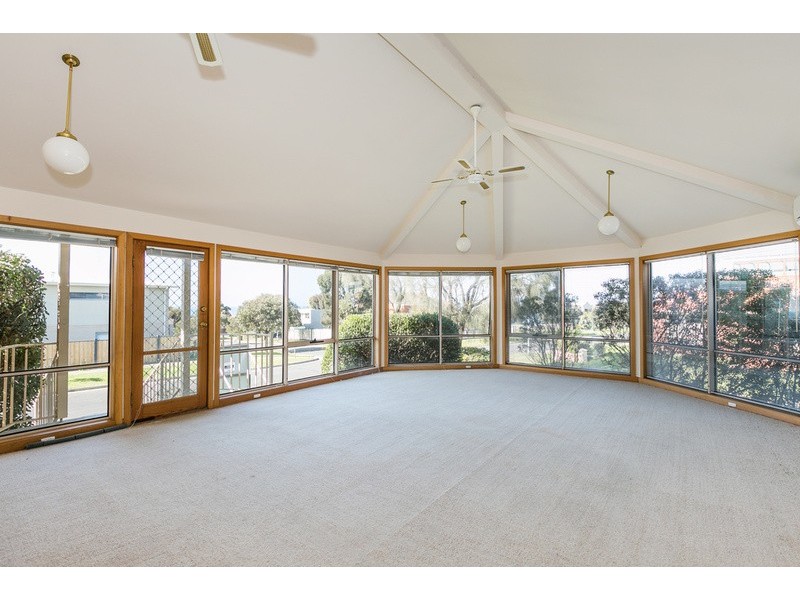 16 Manna Gum Drive, Torquay VIC 3228
