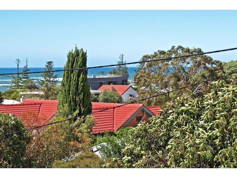 10 Anderson Street, Torquay VIC 3228