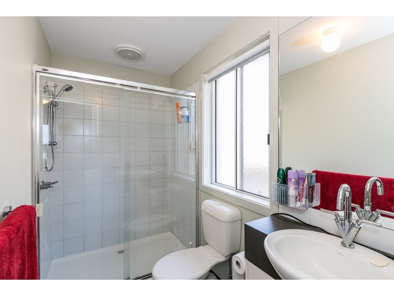 1/114 Beach Road, Torquay VIC 3228