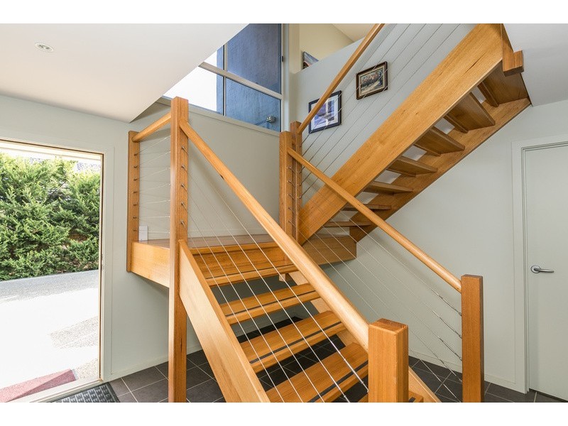 1/114 Beach Road, Torquay VIC 3228