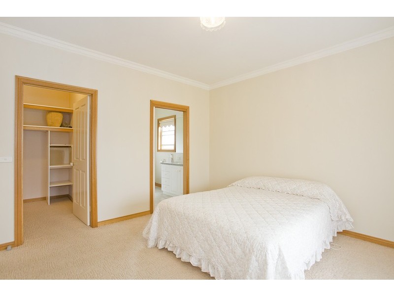 10 Hani Court, Torquay VIC 3228
