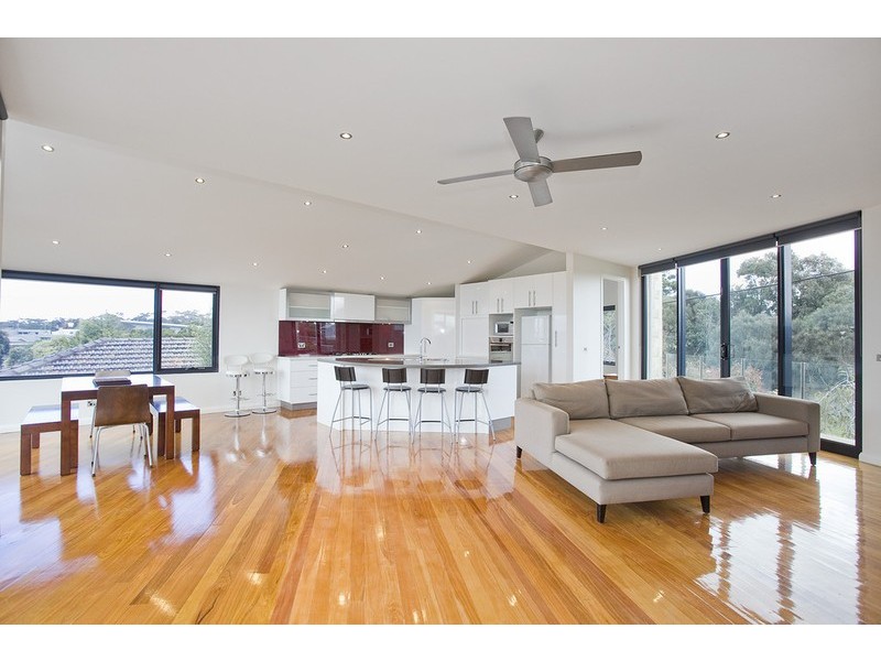 18a Felix Crescent, Torquay VIC 3228