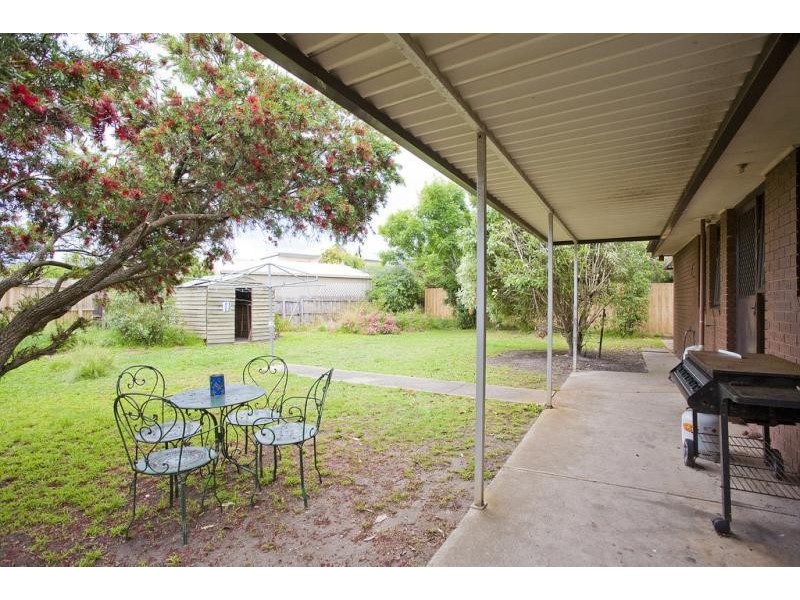 6 Aquilla Avenue, Torquay VIC 3228