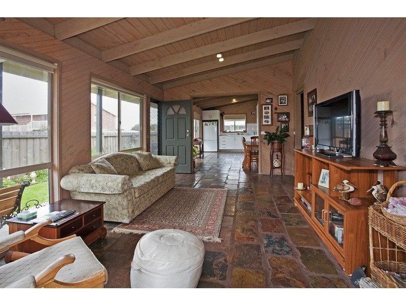 3 & 3A Nestor Court, Torquay VIC 3228