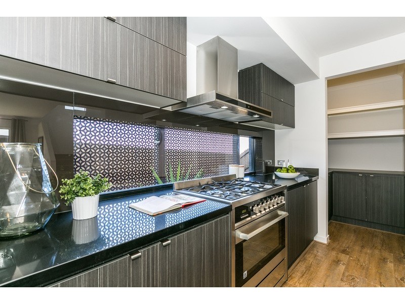 136 Beach Road, Torquay VIC 3228