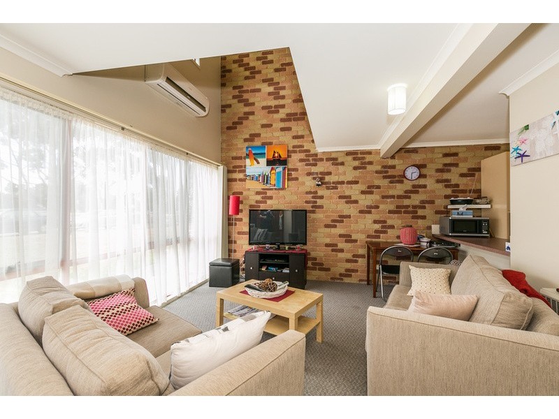 10/71 Geelong Road, Torquay VIC 3228