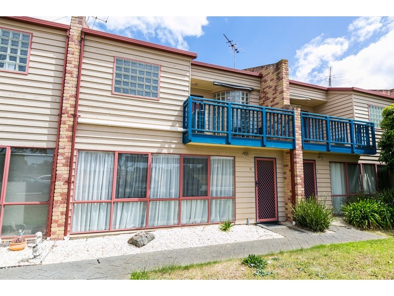 10/71 Geelong Road, Torquay VIC 3228