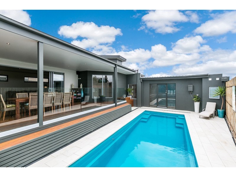 43  Danawa Drive, Torquay VIC 3228