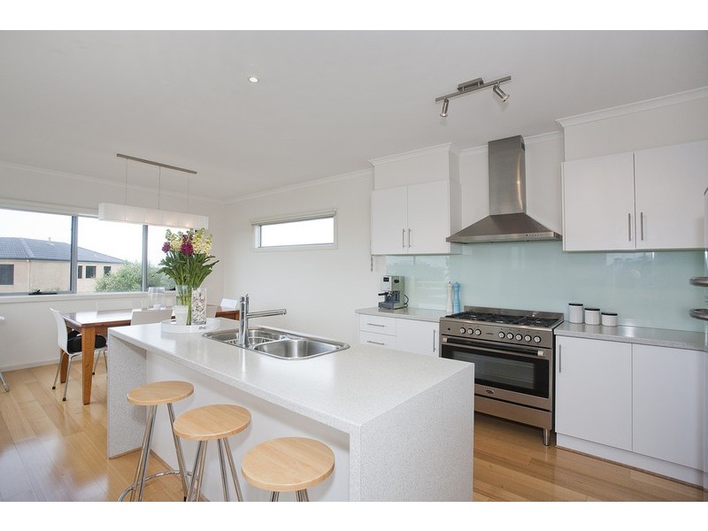 21 Conside Crescent, Torquay VIC 3228