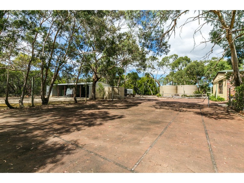 1395 Blackgate Road, Freshwater Creek VIC 3216