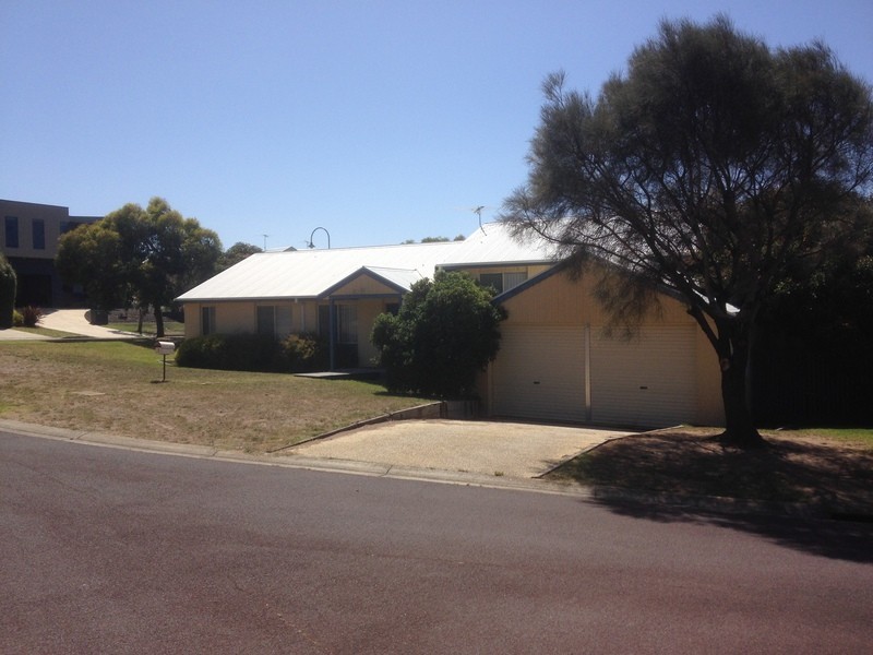 1 Malibu Place, Torquay VIC 3228