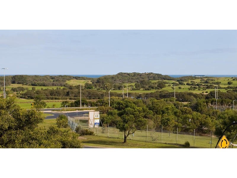 1/20-22  Surfcoast Highway, Torquay VIC 3228