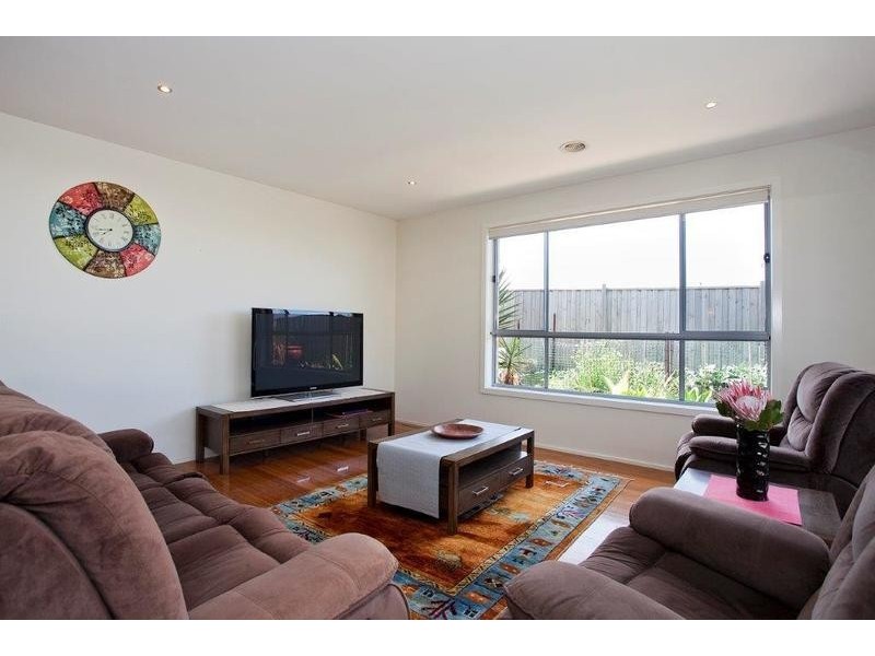 44 Centreside Drive, Torquay VIC 3228