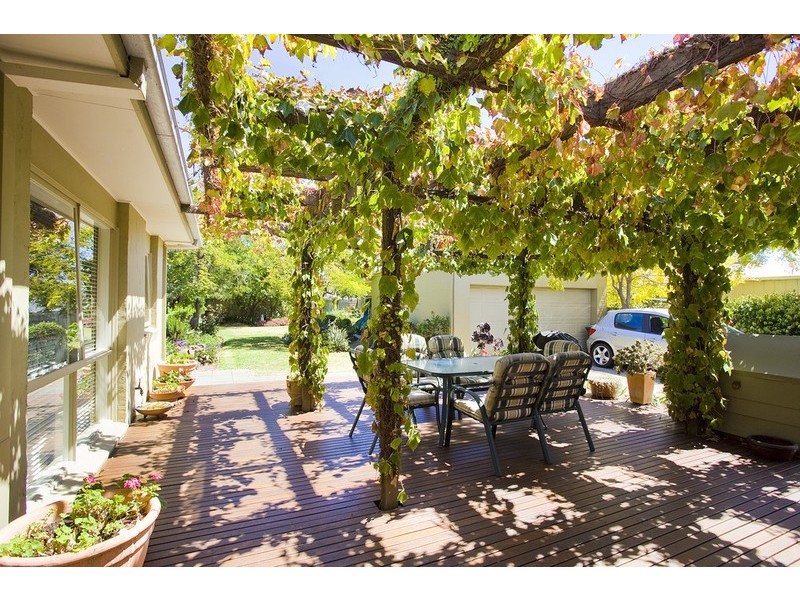 9 Pride Street, Torquay VIC 3228