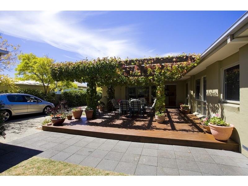 9 Pride Street, Torquay VIC 3228