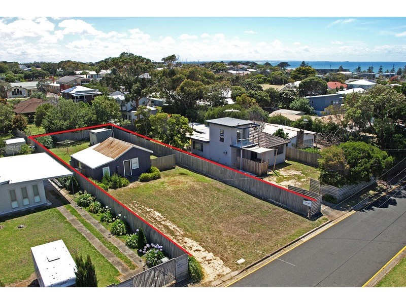 14 Parker Street, Torquay VIC 3228