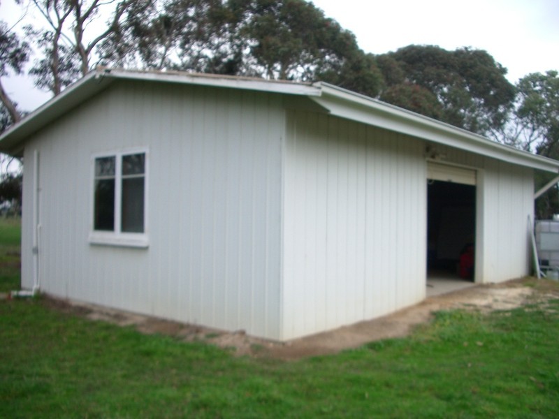 555 Mt Duneed Road, Freshwater Creek VIC 3216