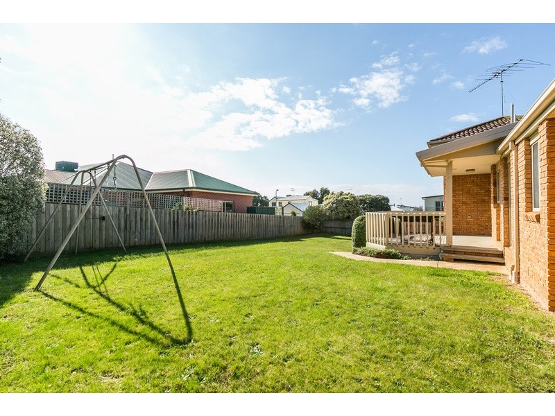 16 Manna Gum Drive, Torquay VIC 3228