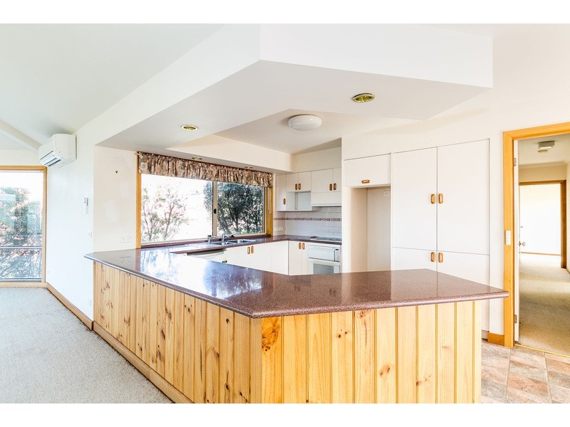 16 Manna Gum Drive, Torquay VIC 3228