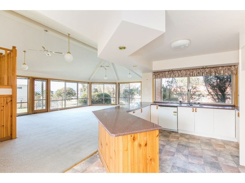 16 Manna Gum Drive, Torquay VIC 3228