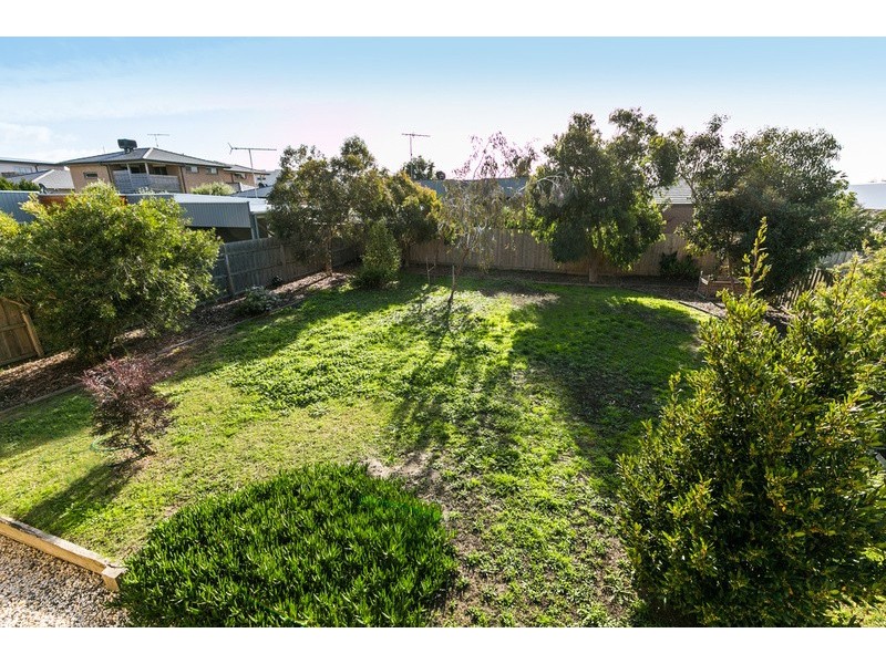 15 Pomora Avenue, Torquay VIC 3228