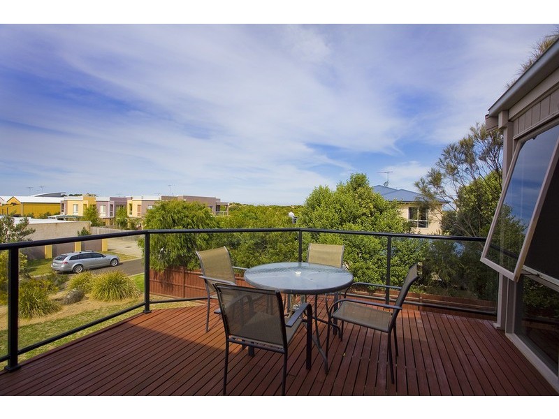 2 Afzan Court, Torquay VIC 3228