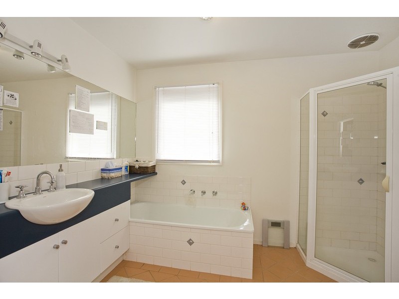 2 Afzan Court, Torquay VIC 3228