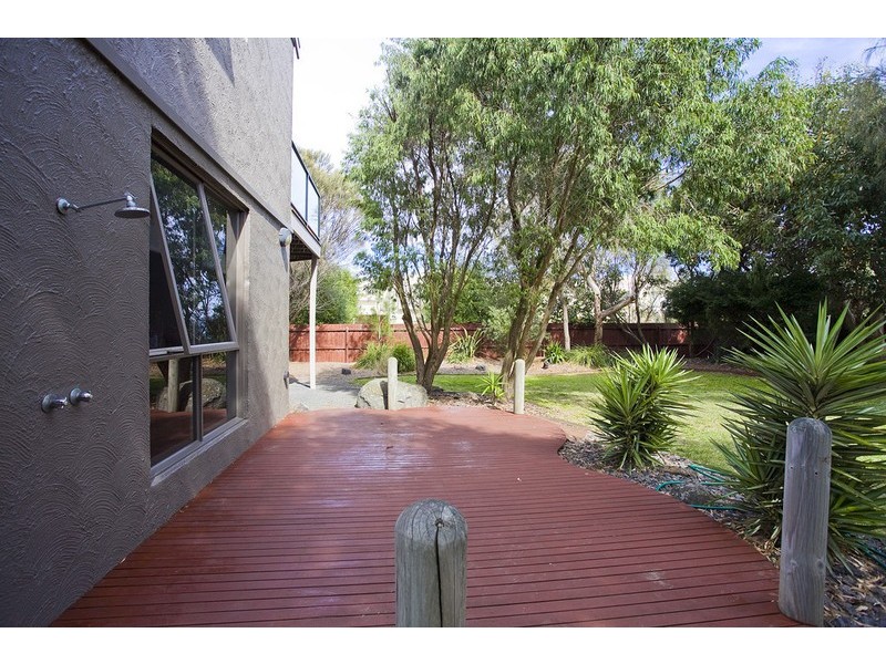 2 Afzan Court, Torquay VIC 3228
