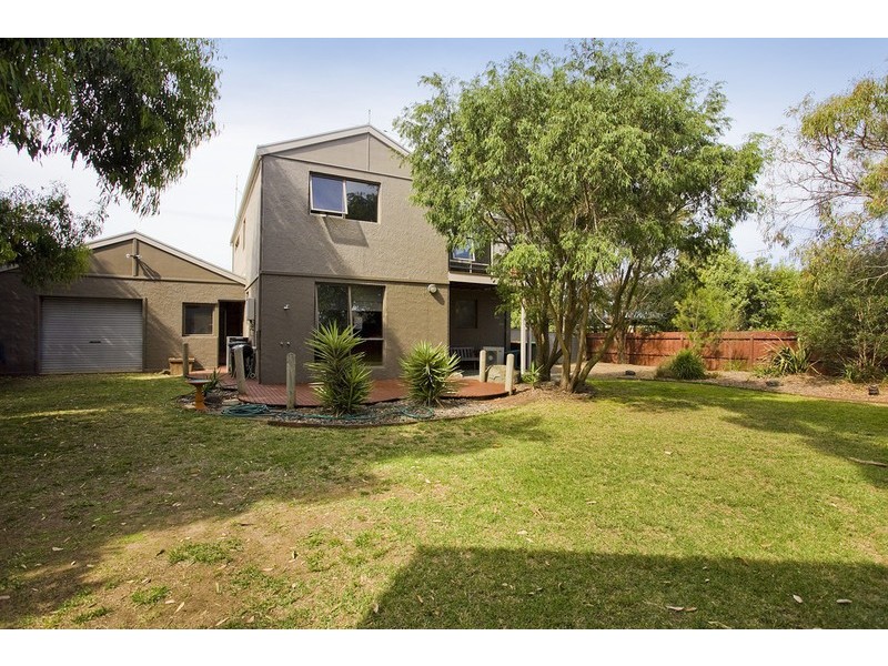 2 Afzan Court, Torquay VIC 3228