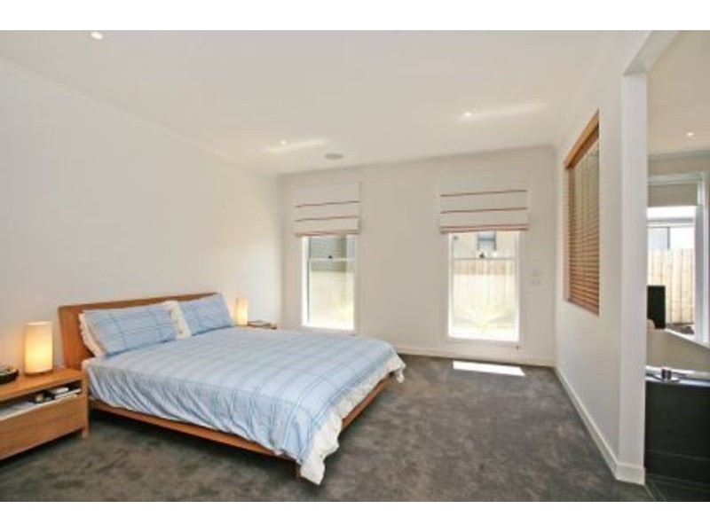 18 Links Drive, Torquay VIC 3228