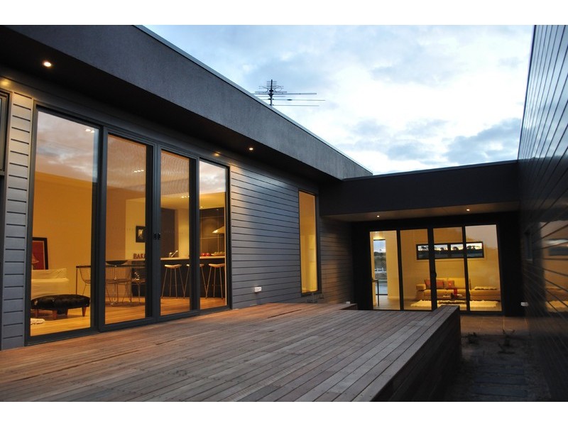 21 Ballyliffen Crescent, Torquay VIC 3228