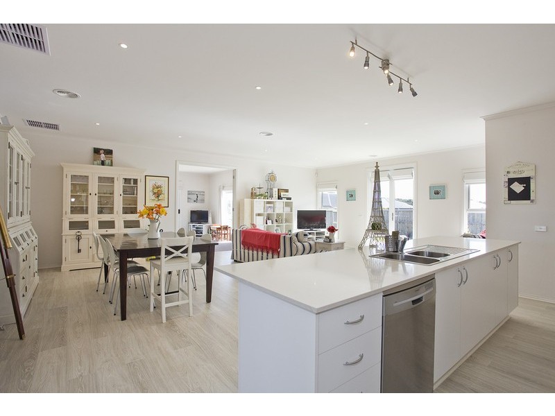 155 Coombes Road, Torquay VIC 3228