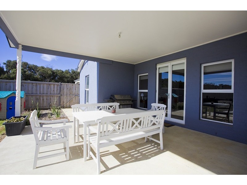 155 Coombes Road, Torquay VIC 3228