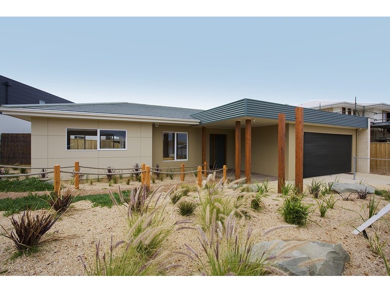 27 Longshore Street, Torquay VIC 3228