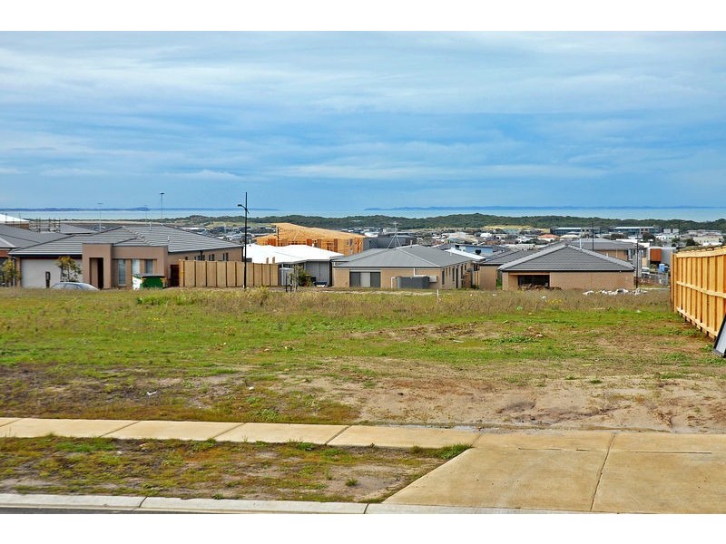 4 Bombora Street, Torquay VIC 3228